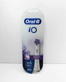 Oral-B iO Radiant White -harjaspäät, 4 kpl (valkoinen)