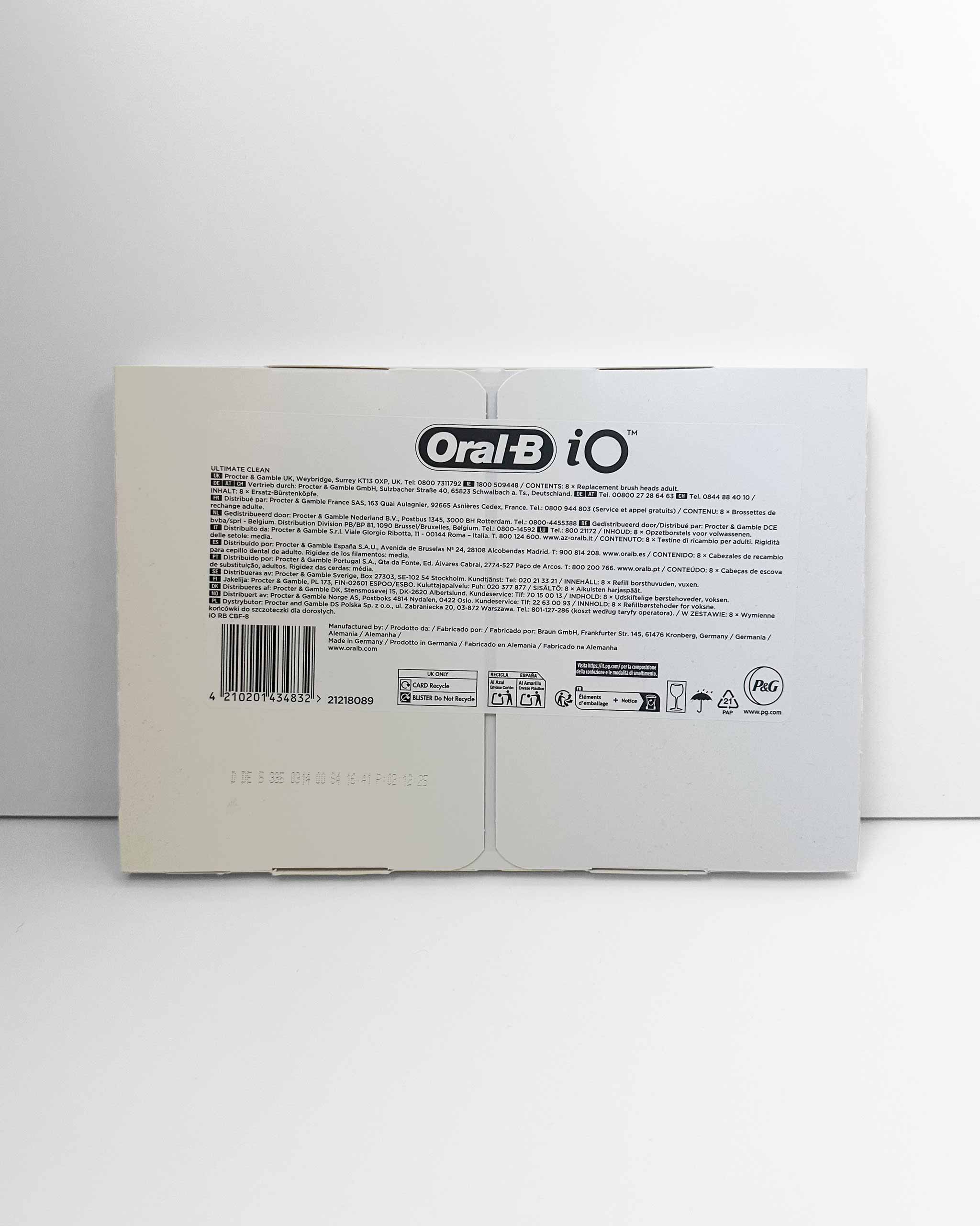 Oral-B iO Ultimate Clean 8 kpl musta
